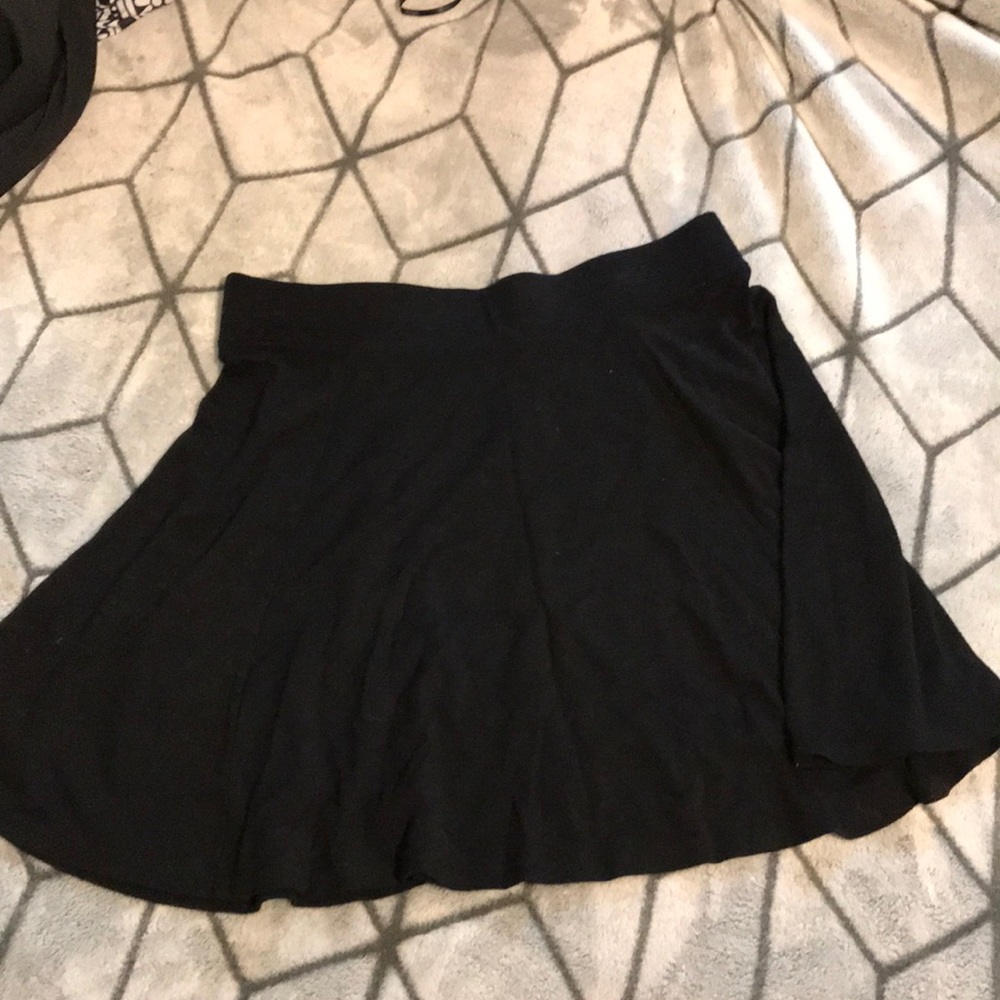 Forever 21 Black high waisted skirt
